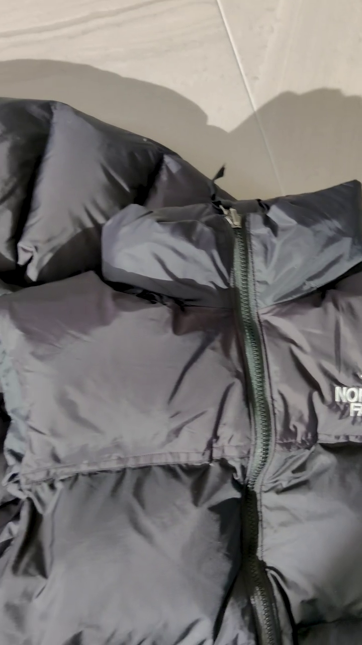 Men's Puffer Jacket For Winter - Image 5