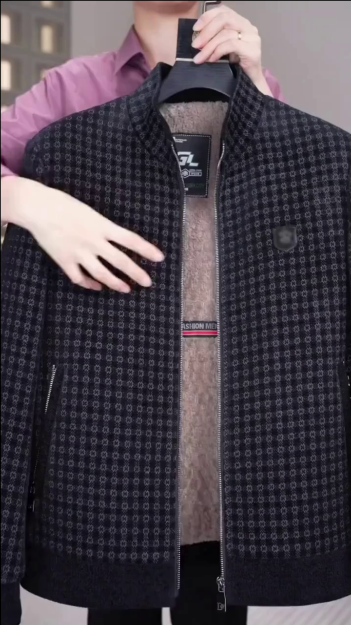 Men Classic Light Weight Winter Jacket - Black