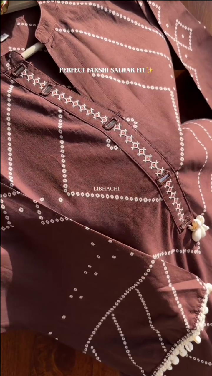 Brown Bandhani Printed Straight Fit Kurta Set - Image 7