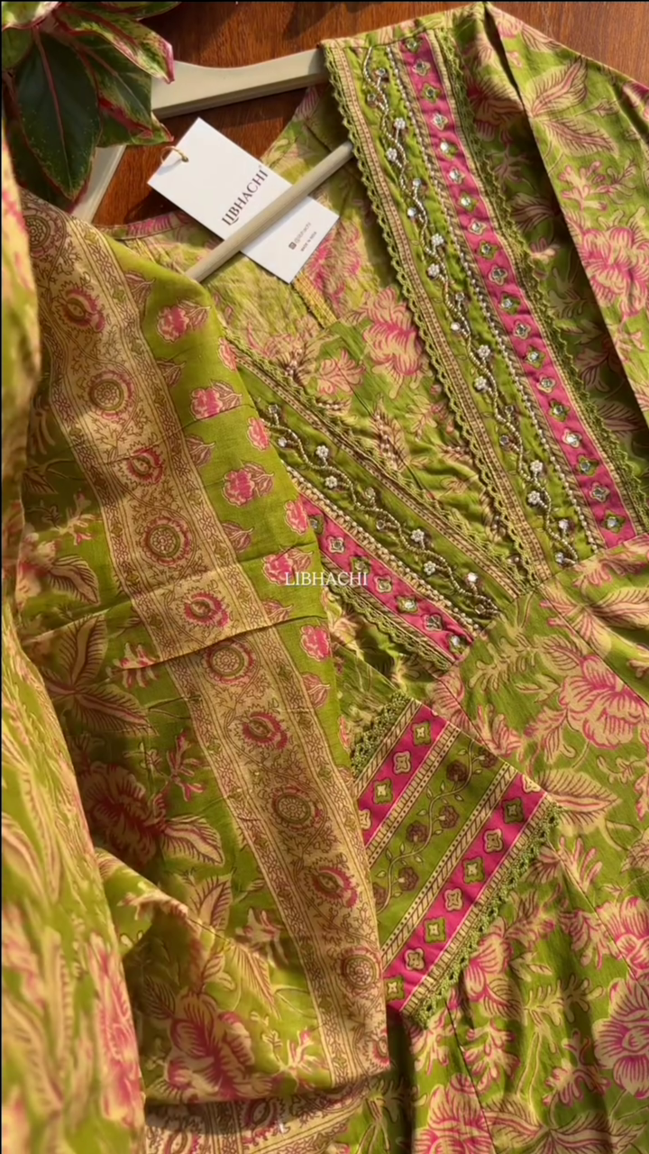Green Kurta Suit Sets for Women - Image 4