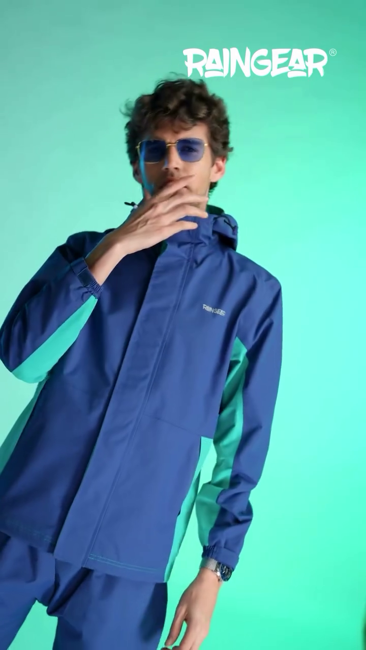StormGuard Blue & Green Men's Rain Suit - Image 2