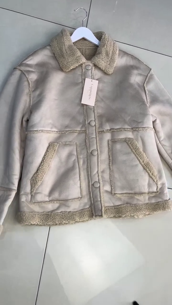 Beige Faux-Shearling Jacket - Image 5